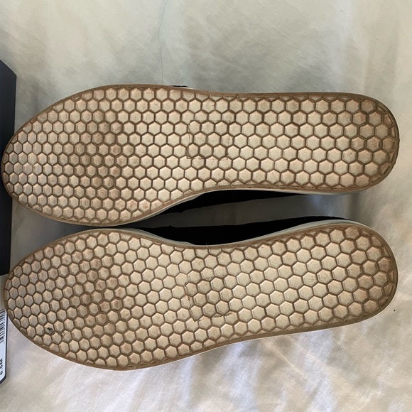 Caslon Black Suede Sneaker Cnallie- Lea, Allie style. Platform - Picture 10 of 12